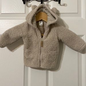 Moving Sale! 3/$15 Carter’s Bear Ears Hoodie